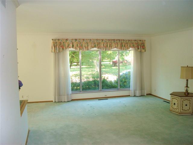 870 Bishop Road Grosse Pointe, MI 48230 - Photo 5 of 30 31065206-4.JPG