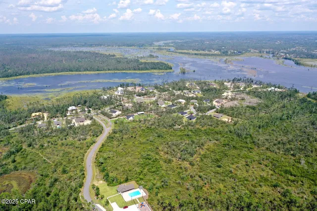 $199,500 | 9900 Summer Creek Drive, Southport, FL 32409