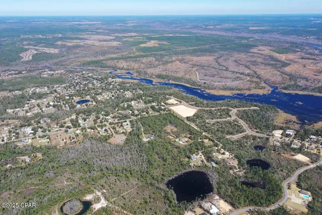 $199,500 | 9900 Summer Creek Drive, Southport, FL 32409