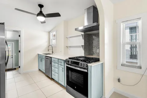 $525,000 | 409 South M Street, Lake Worth Beach, FL 33460