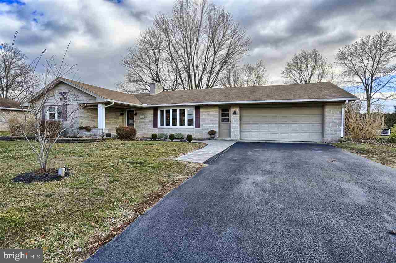 3690 Davidsburg Road Dover, PA 17315 - Photo 2 of 36 Gallery Image 2
