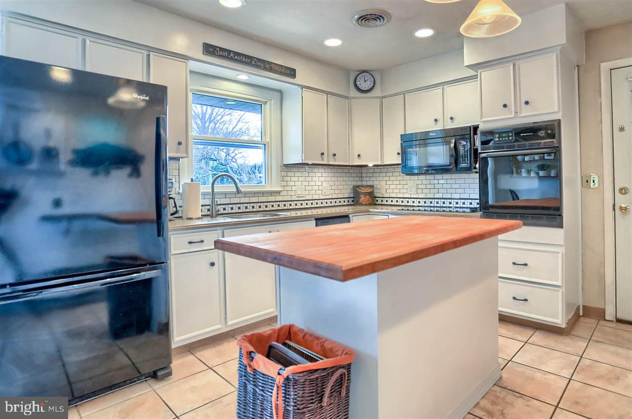 3690 Davidsburg Road Dover, PA 17315 - Photo 11 of 36 Gallery Image 11