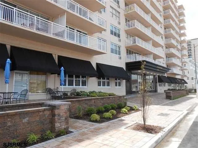 $2,100 | 9400 Atlantic Avenue, Unit 718, Margate City, NJ 08402