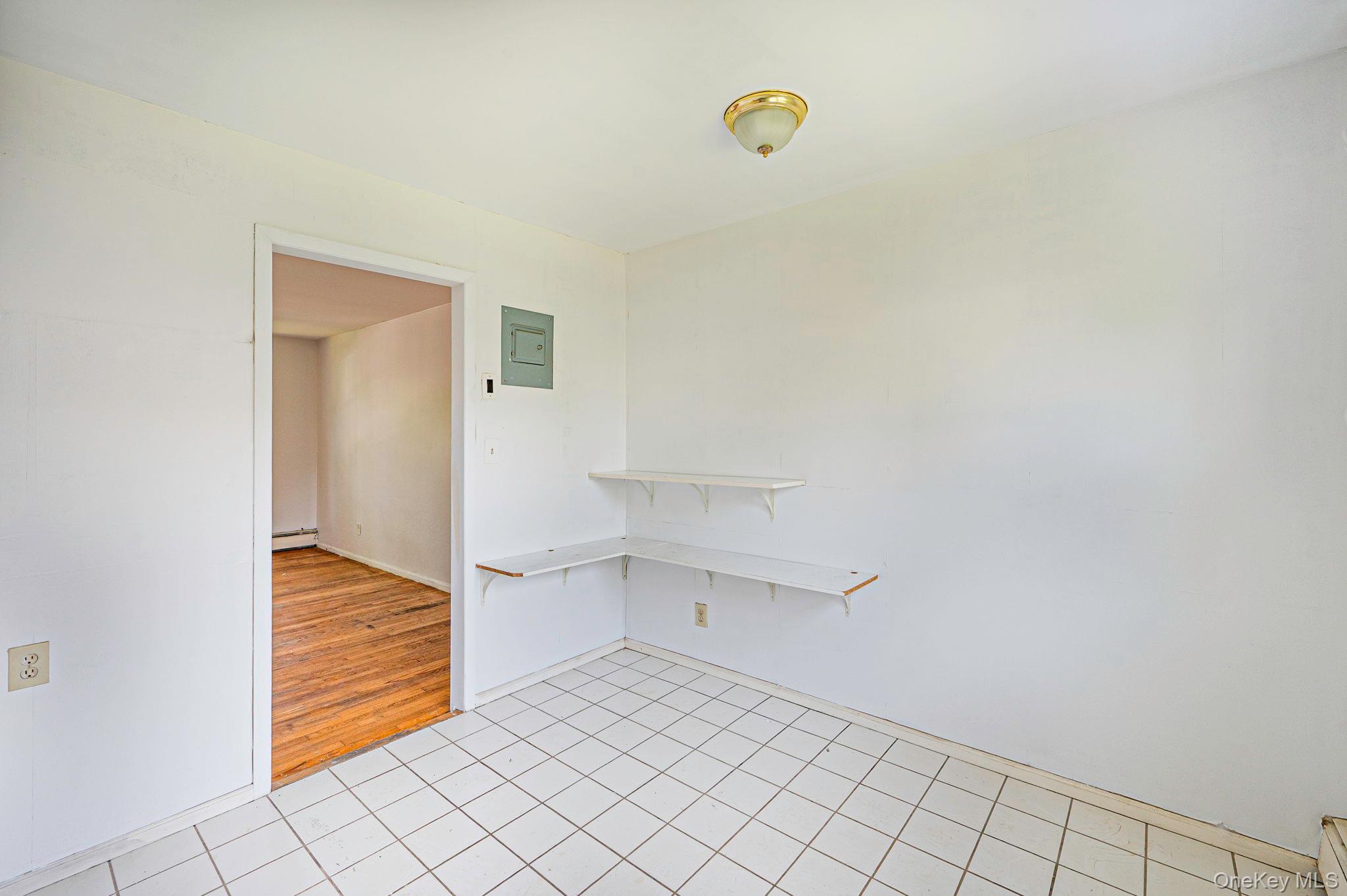 112 Cardinal Lane, Unit 2A Islip, NY 11751 - Photo 12 of 14 Gallery Image 12