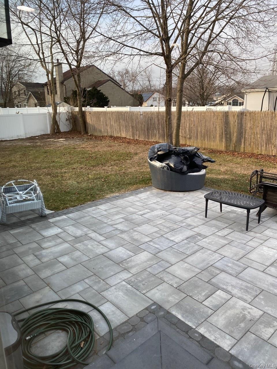 36 Oneida Avenue Centereach, NY 11720 - Photo 23 of 27