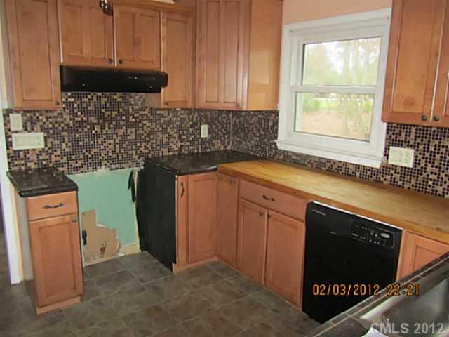 14035 Phillips Road Matthews, NC 28105 - Photo 9 of 15 Gallery Image 9