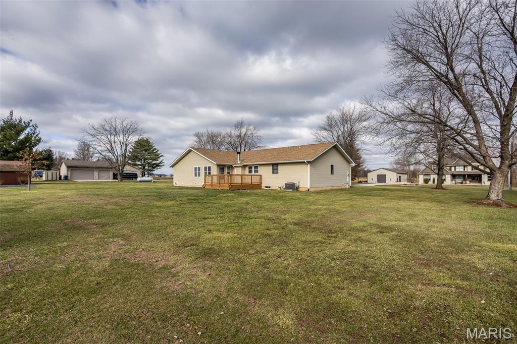 8470 Maple Grove Road Edwardsville, IL 62025 - Photo 36 of 45