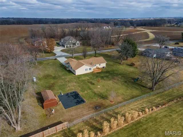 $372,500 | 8470 Maple Grove Road, Edwardsville, IL 62025