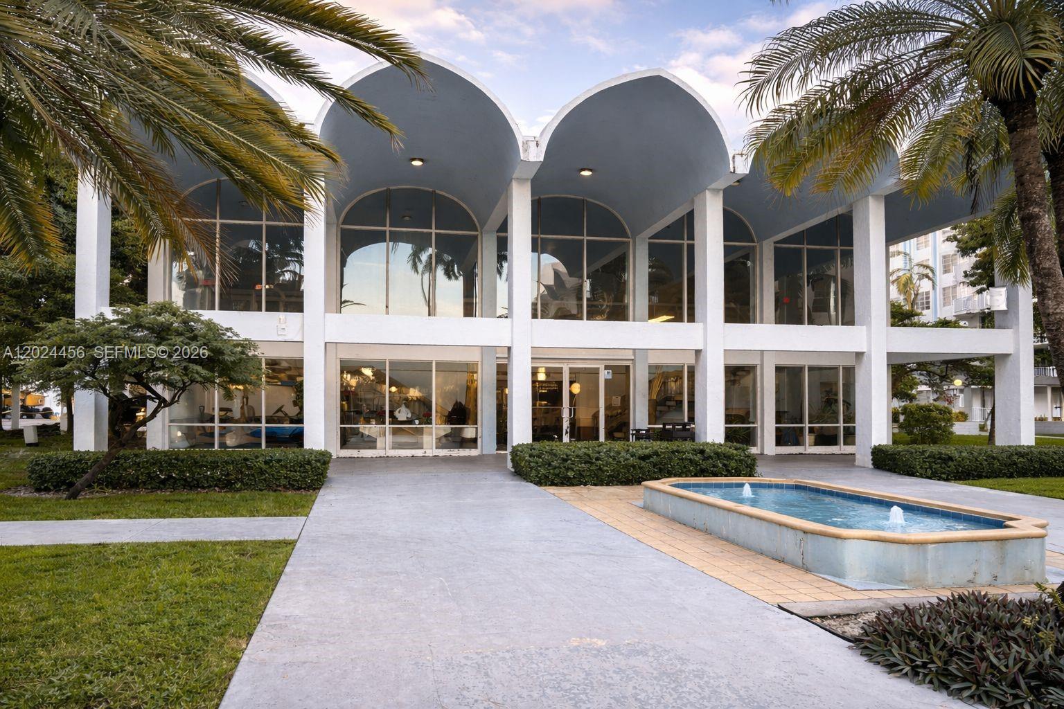 484 Northwest 165th St Road, Unit A111 Miami, FL 33169 - Photo 15 of 40