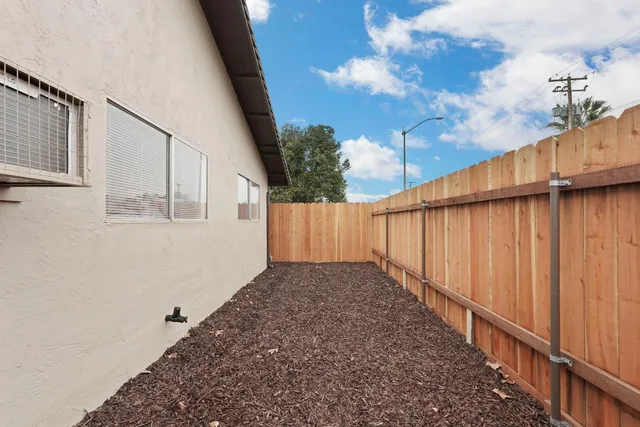 $575,000 | 445 Mission Street, Lodi, CA 95240