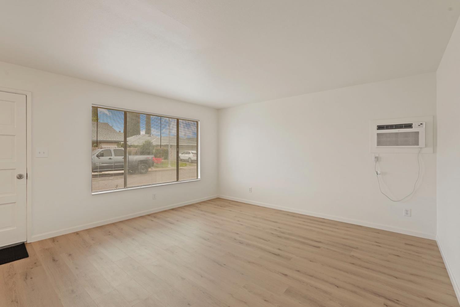 445 Mission Street Lodi, CA 95240 - Photo 6 of 53