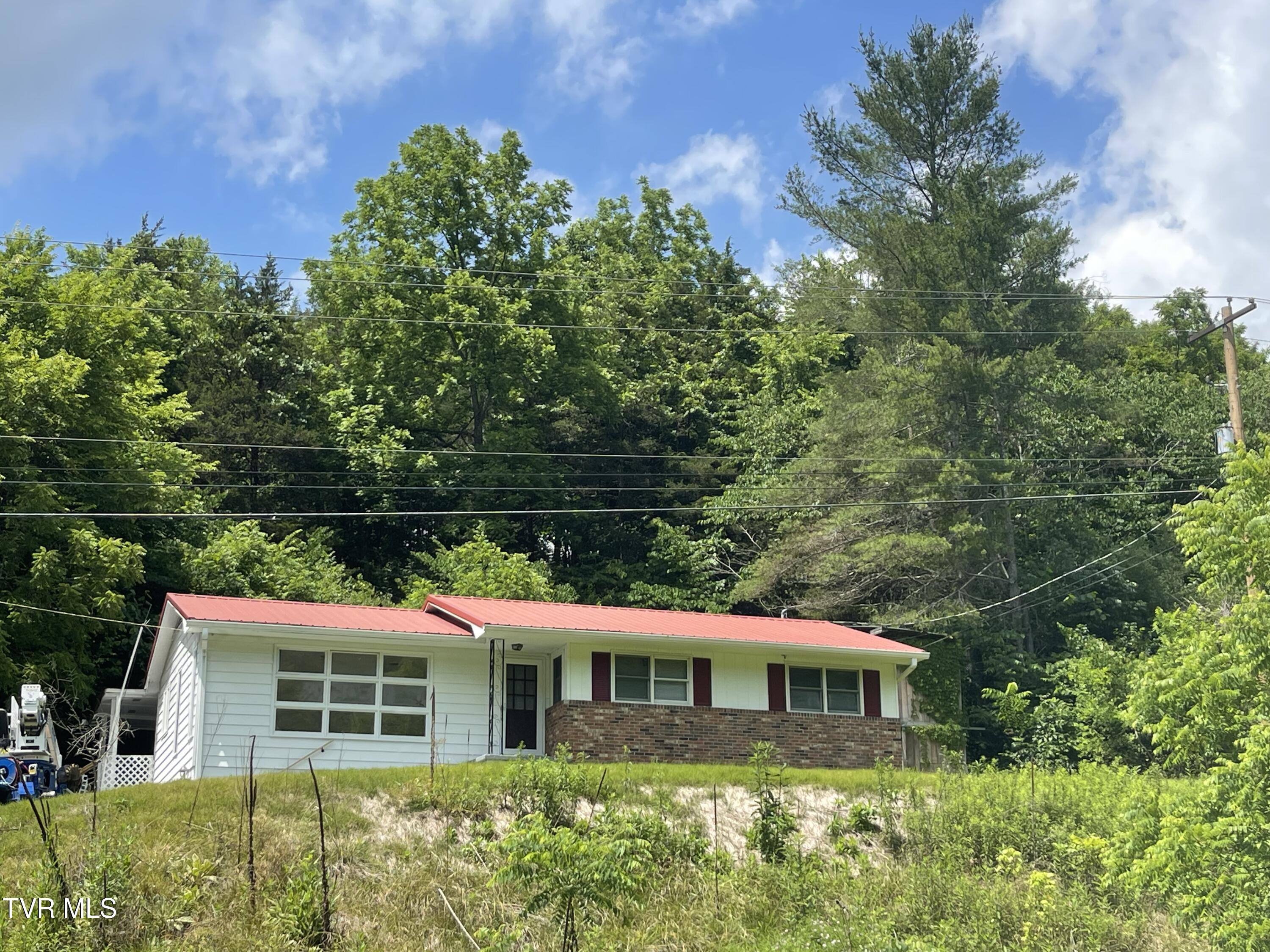 168 Tomlinson Road Pennington Gap, VA 24277 - Photo 1 of 1 168 Tomlinson Dr