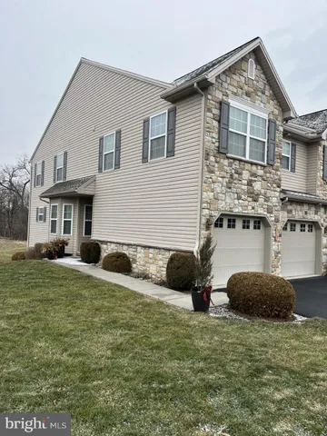 $399,900 | 6153 Galleon Drive, Mechanicsburg, PA 17050