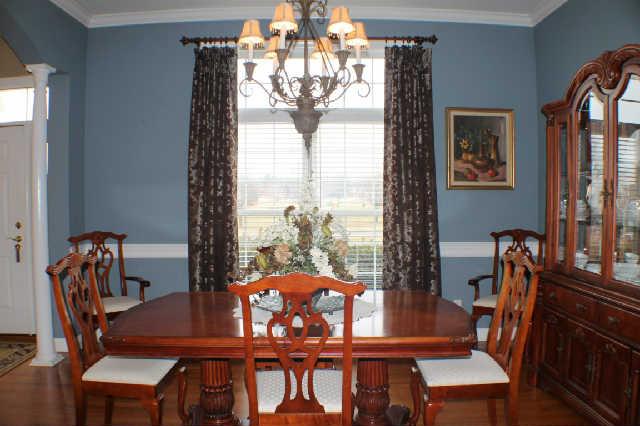 128 Hunters Ridge Drive Tullahoma, TN 37388 - Photo 3 of 20 Beautiful Formal Dining Room with Large Windows and High Ceilings