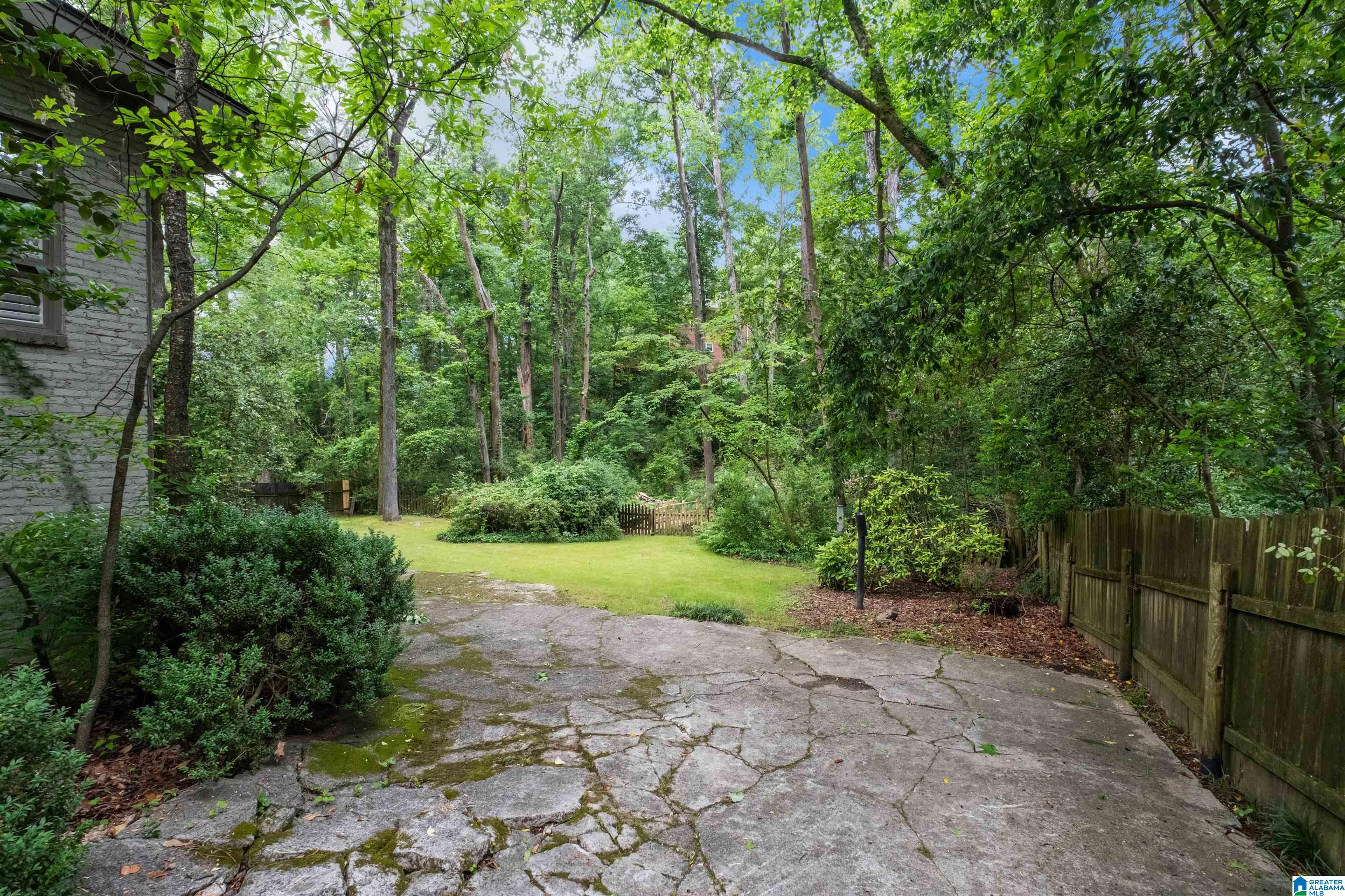 927 Saulter Road Birmingham, AL 35209 - Photo 4 of 35