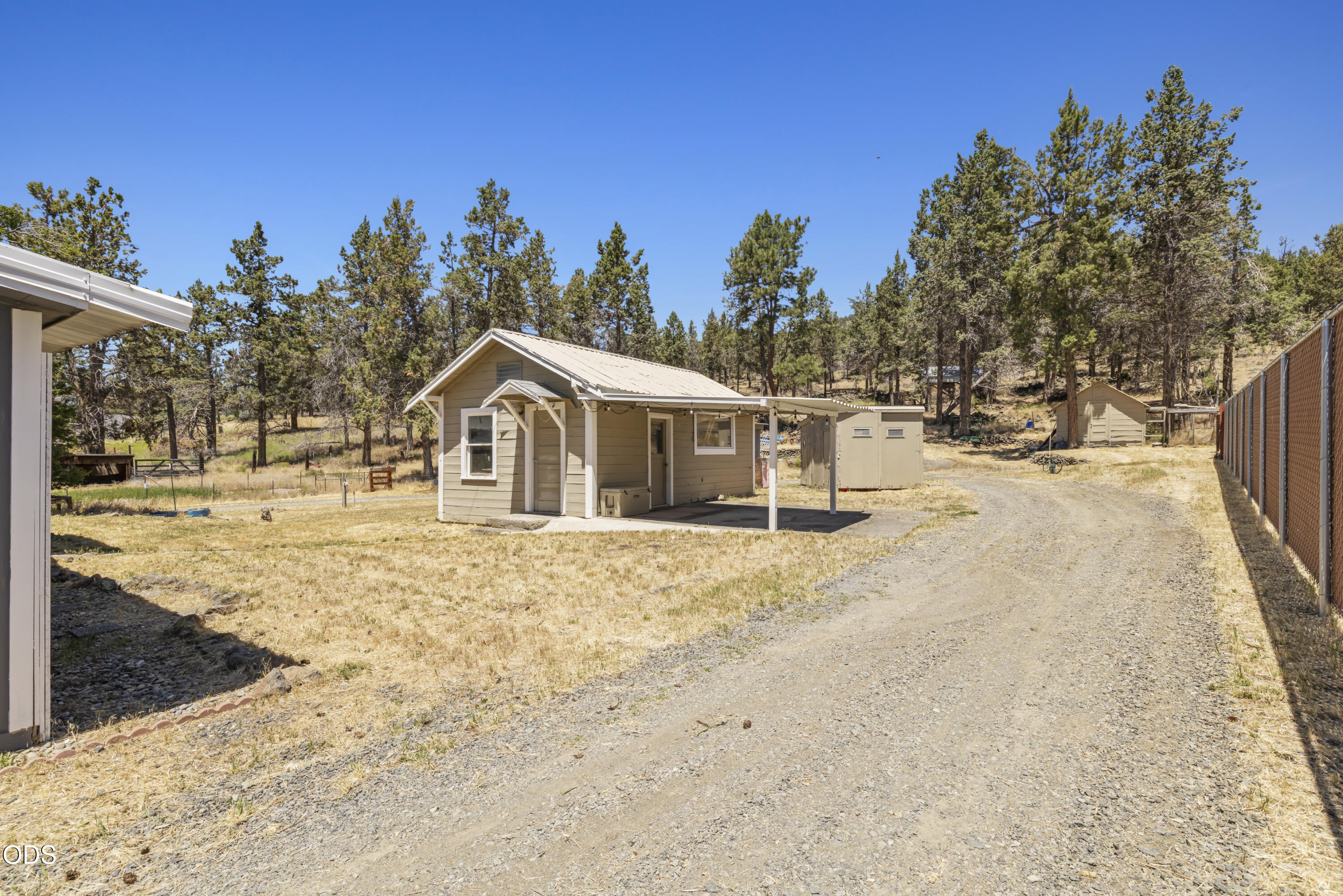 19223 North Poe Valley Road Klamath Falls, OR 97603 - Photo 45 of 58