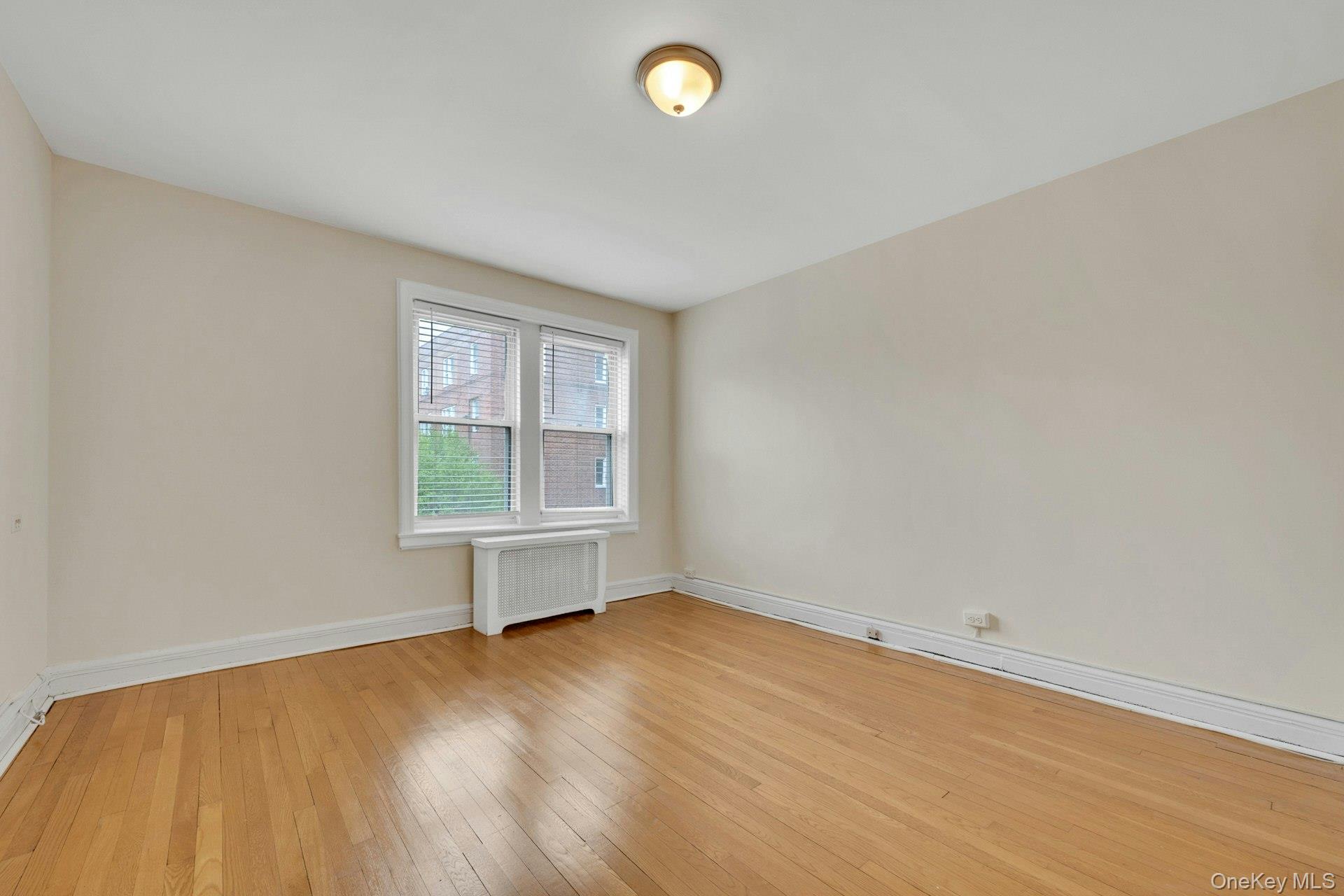 280 Bronxville Road, Unit 5X Bronxville, NY 10708 - Photo 17 of 31 Second Bedroom