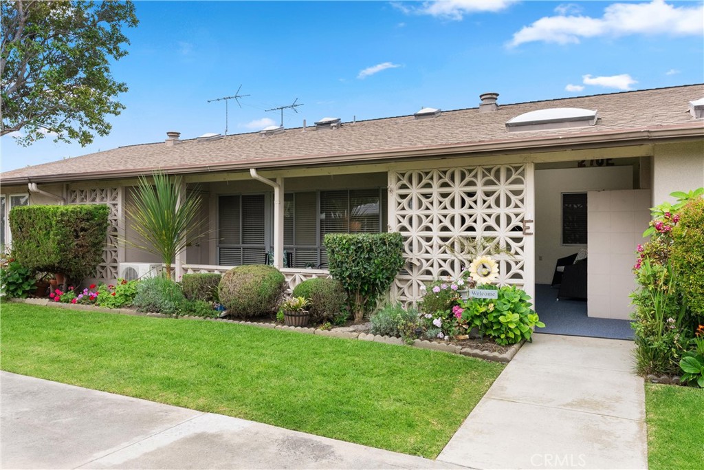 1540 Northwood Road, Unit 270E Seal Beach, CA 90740 - Photo 1 of 23 Great Location by Greenbelt
