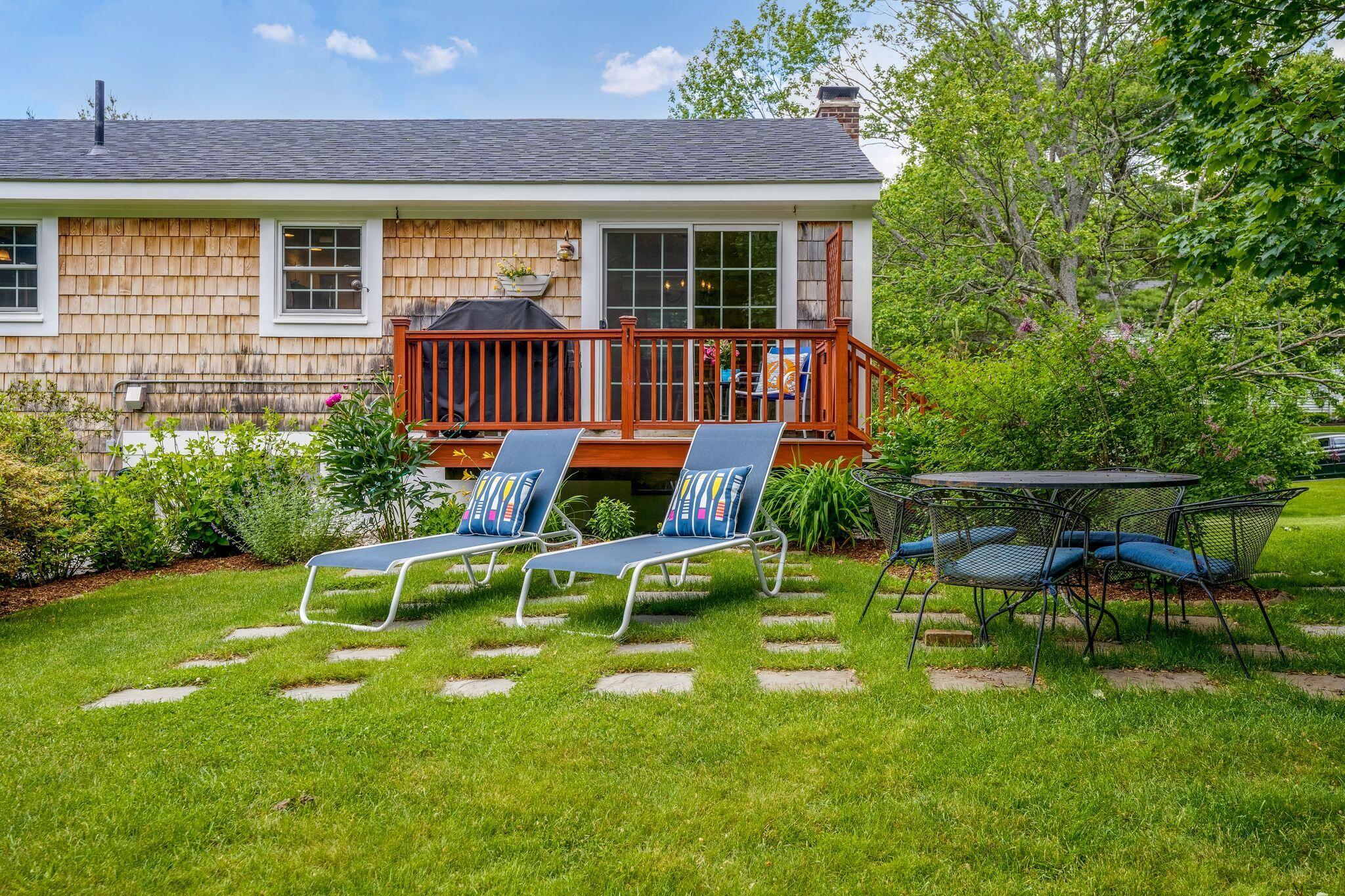 12 Hallmark Road Cumberland Foreside, ME 04110 - Photo 33 of 40 Patio Ara