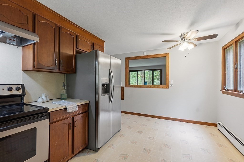 29 Betty Spring Road Gardner, MA 01440 - Photo 14 of 42 Gallery Image 14