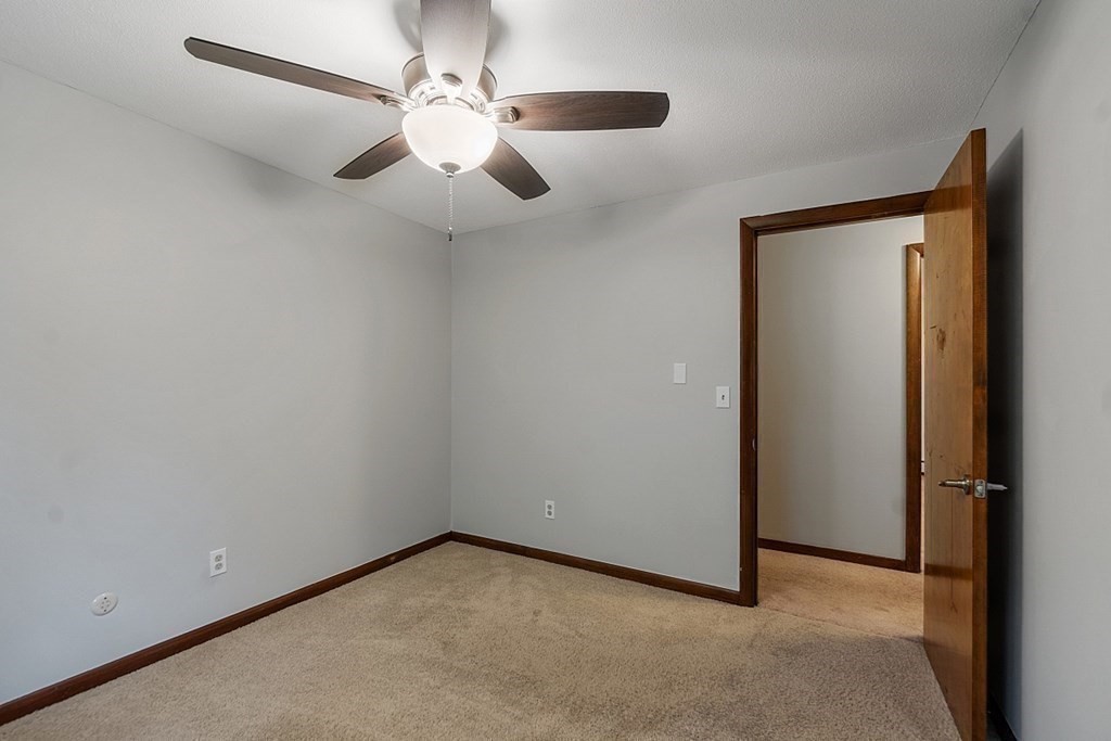 29 Betty Spring Road Gardner, MA 01440 - Photo 16 of 42 Gallery Image 16