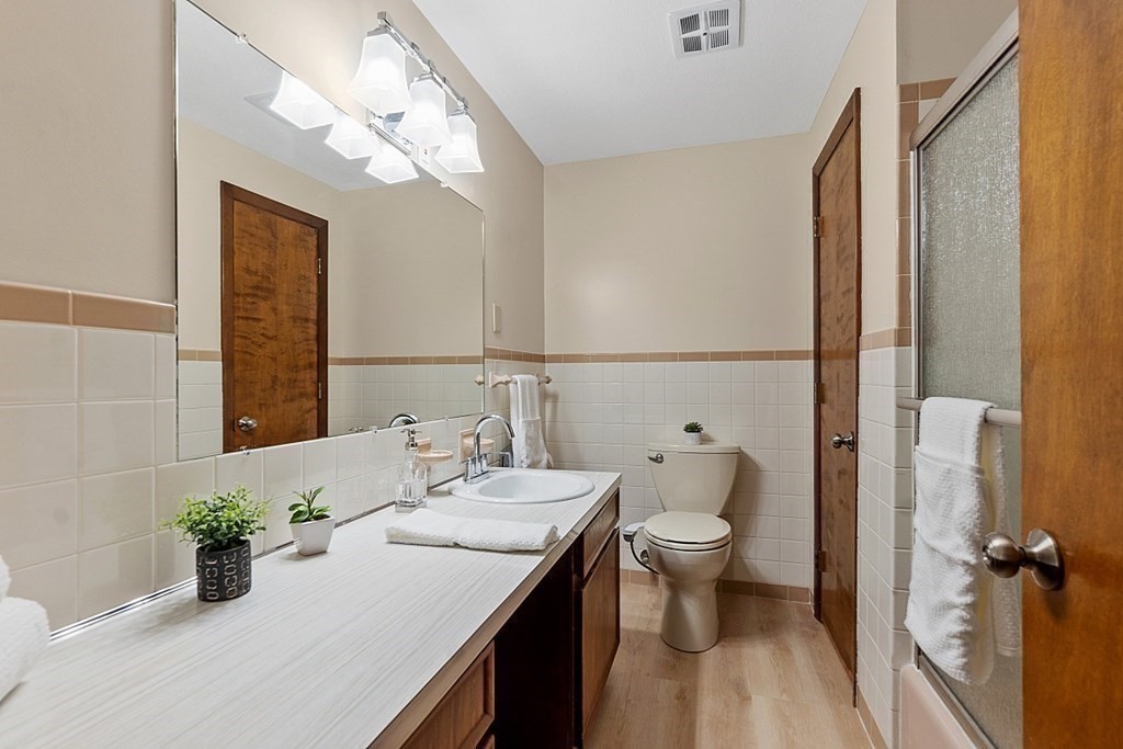 29 Betty Spring Road Gardner, MA 01440 - Photo 18 of 42 Gallery Image 18