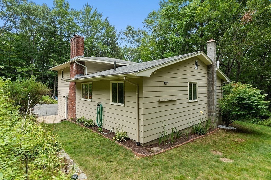 29 Betty Spring Road Gardner, MA 01440 - Photo 39 of 42 Gallery Image 39