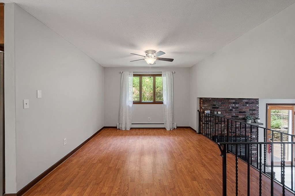 29 Betty Spring Road Gardner, MA 01440 - Photo 10 of 42 Gallery Image 10