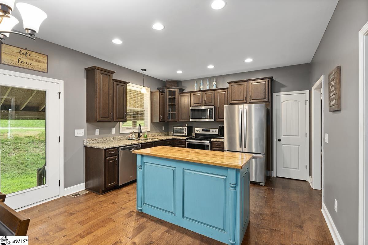 158 Log Circle Waterloo, SC 29384 - Photo 7 of 31 Gallery Image 7