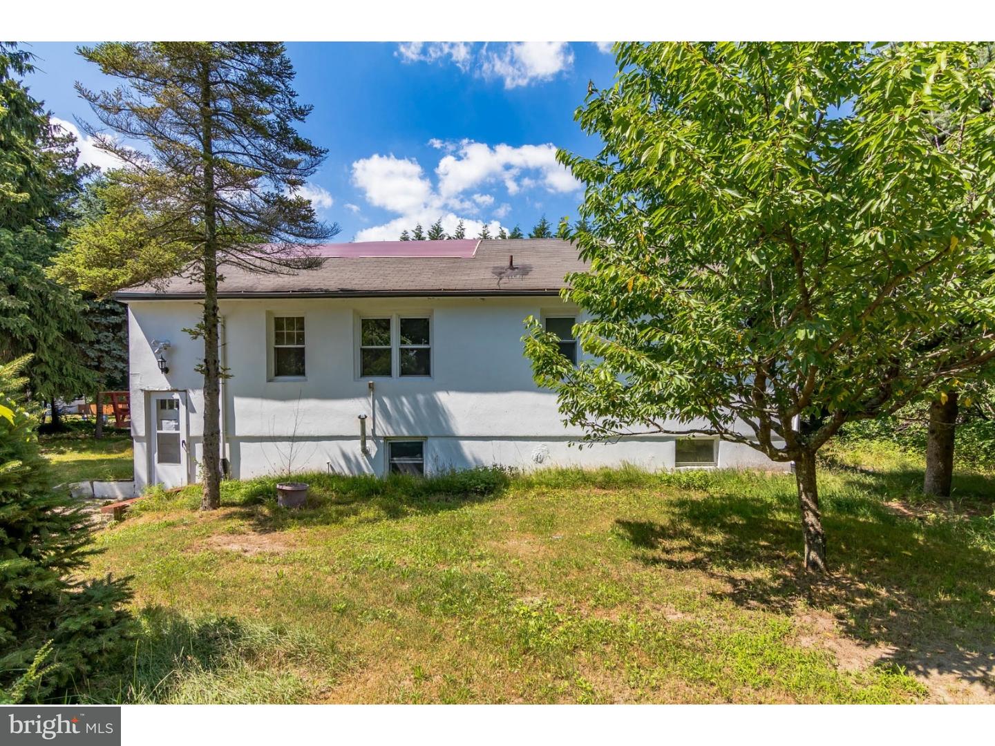 721 Hyson Road Jackson, NJ 08527 - Photo 2 of 25