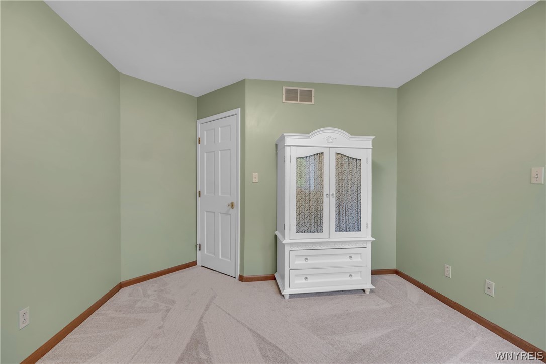165 Schwartz Road Lancaster, NY 14086 - Photo 31 of 50