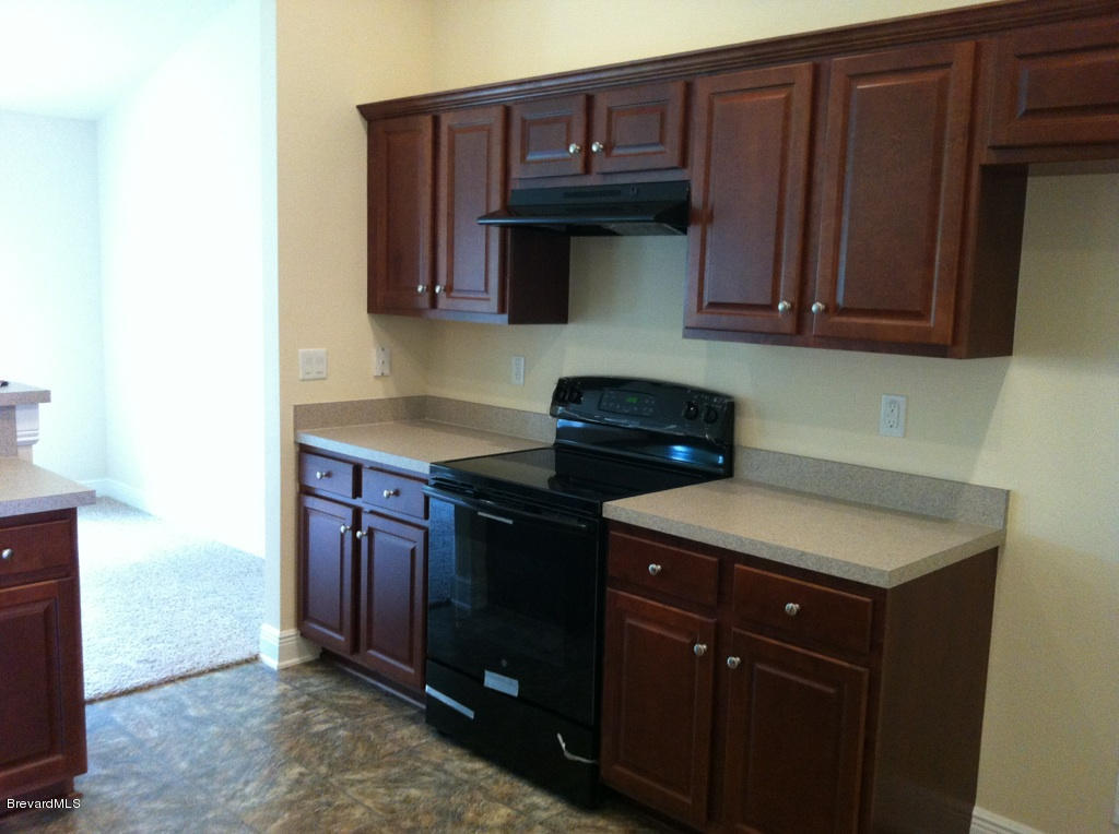 1064 San Rafael Road Southwest Palm Bay, FL 32908 - Photo 2 of 9 1755 kitchen (sample photo)