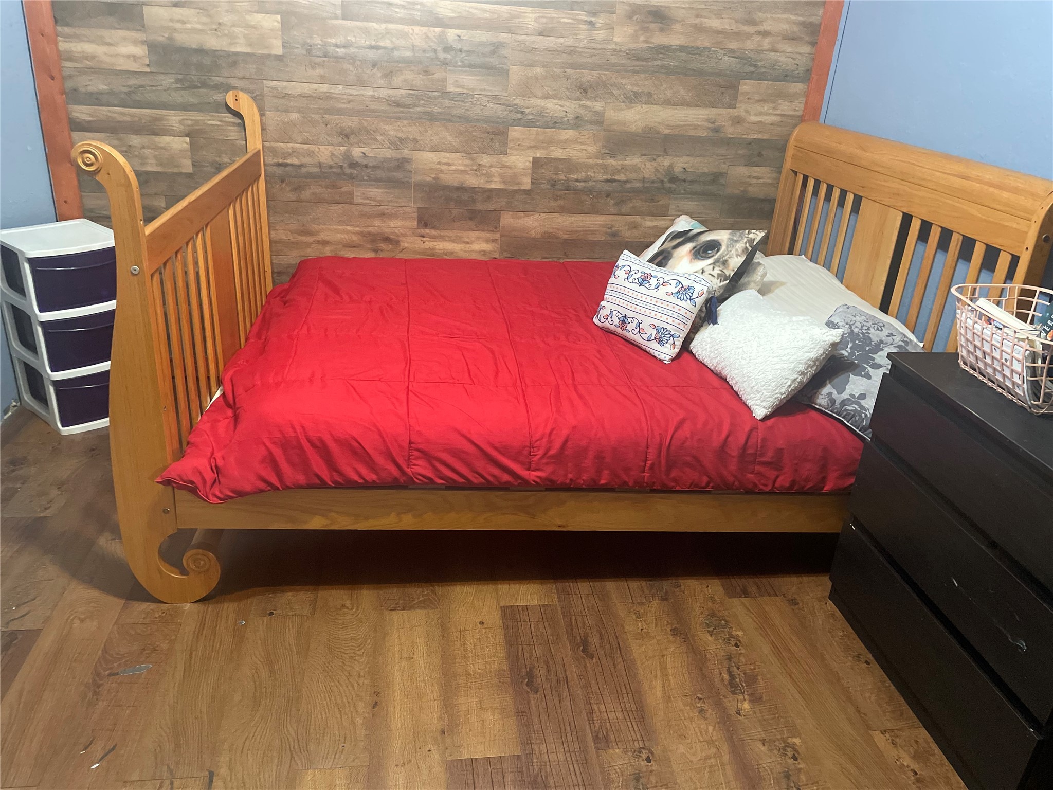 648 Oak Ridge Cleveland, TX 77328 - Photo 7 of 18 Bedroom Three. Staged.