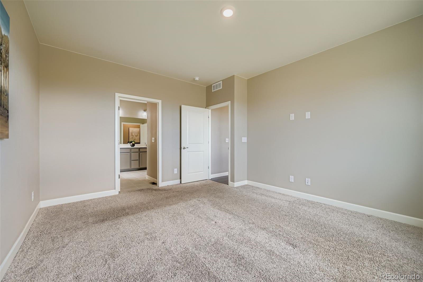 8963 Falcon Street Longmont, CO 80504 - Photo 18 of 48