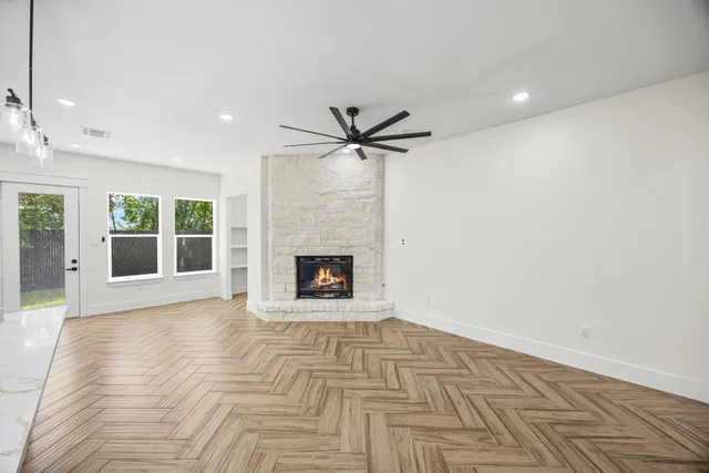 $339,000 | 909 Santa Anna Lane, La Porte, TX 77571