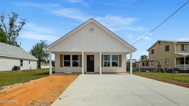 $244,900 | 922 Taylor Drive, Panama City, FL 32404