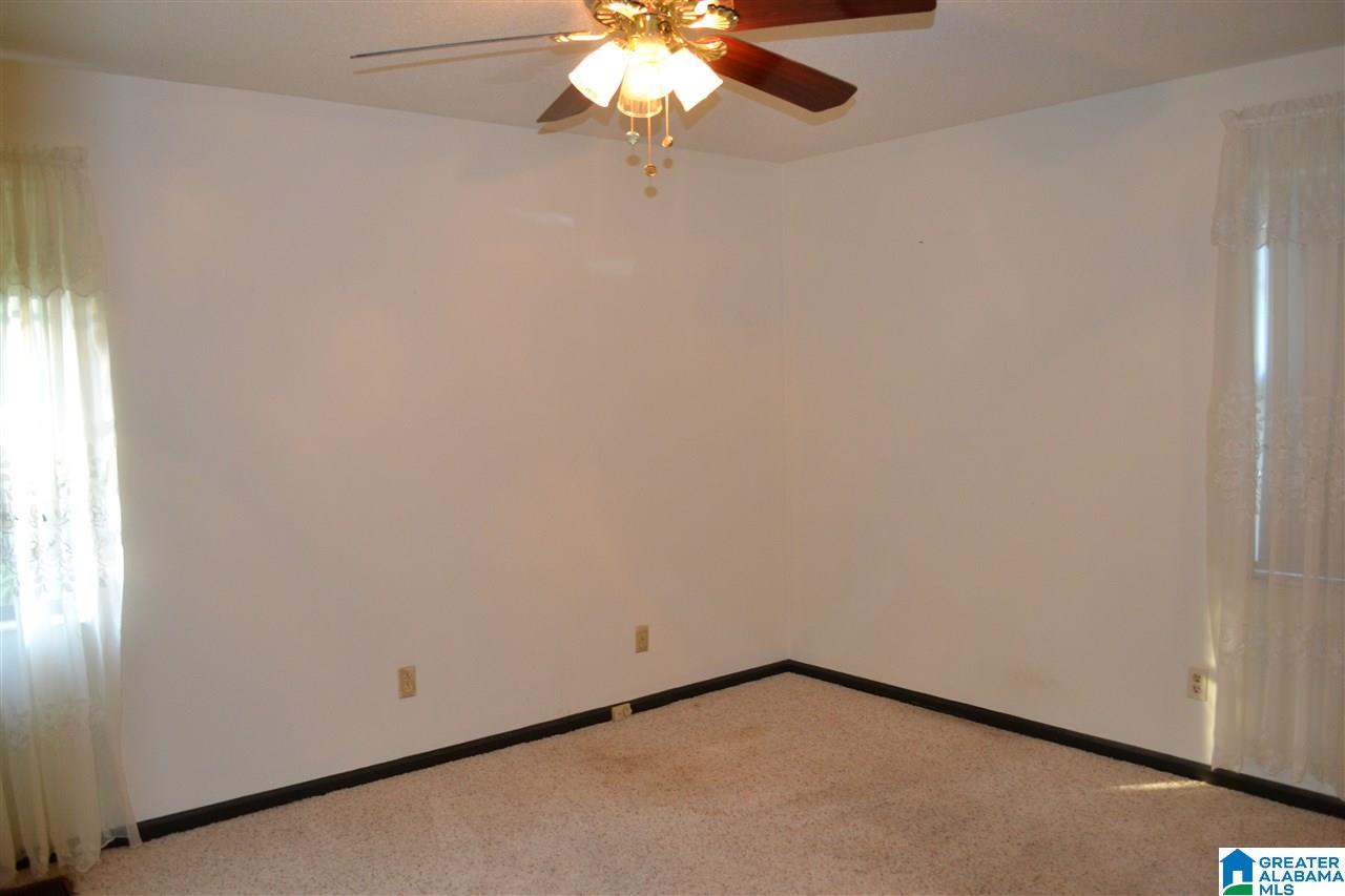 736 12th Street Pleasant Grove, AL 35127 - Photo 15 of 33