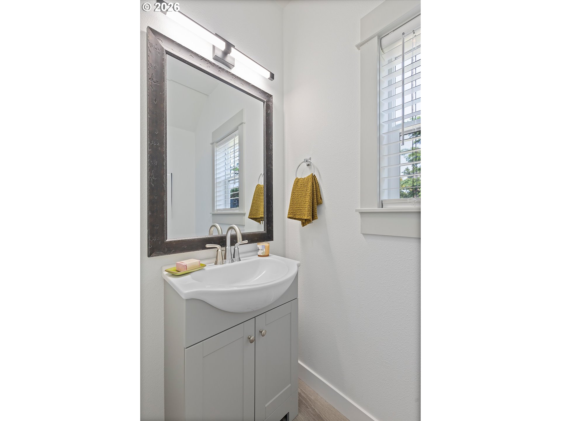 19257 Oak Avenue Sandy, OR 97055 - Photo 18 of 40 Bathroom
