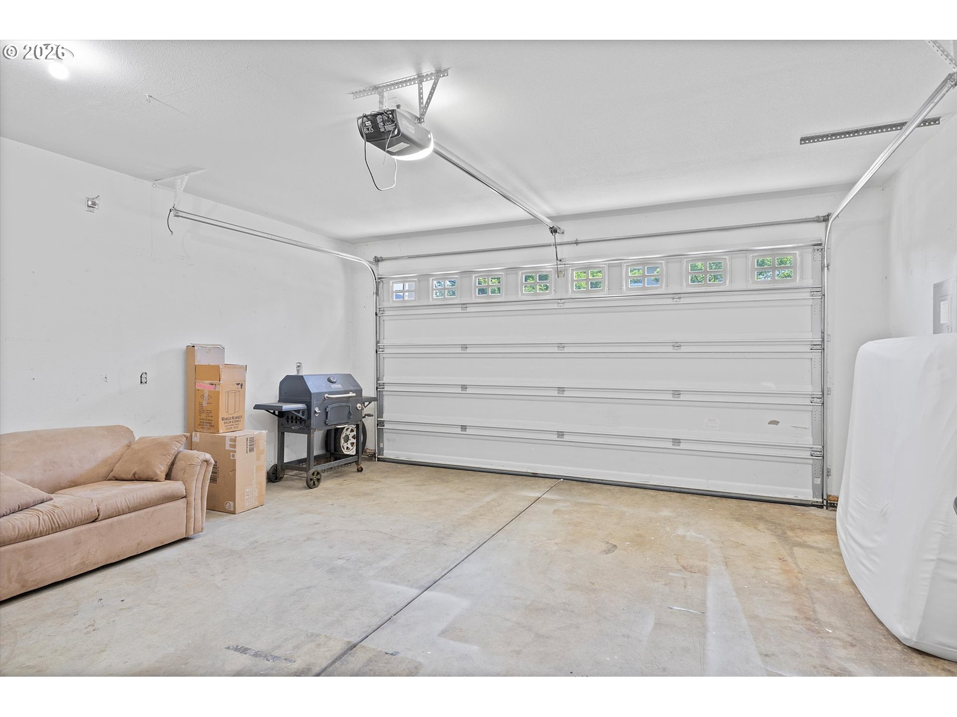 19257 Oak Avenue Sandy, OR 97055 - Photo 33 of 40 Garage