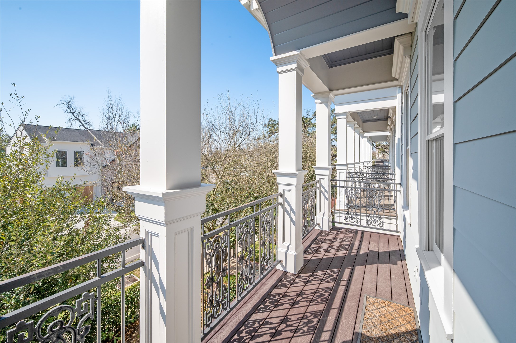 1003 East 25th Street Houston, TX 77009 - Photo 19 of 33 Just outside the primary bedroom, enjoy sitting out on your very own balcony having your favorite beverage or reading the latest book.