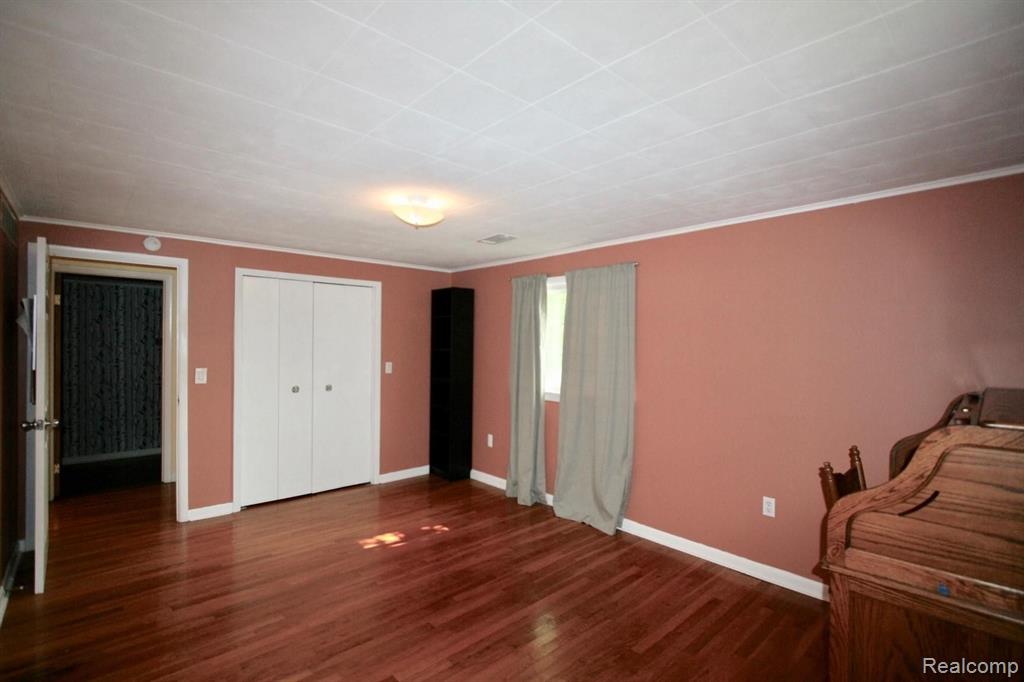 3247 Hickory Lawn Road Rochester Hills, MI 48307 - Photo 12 of 17