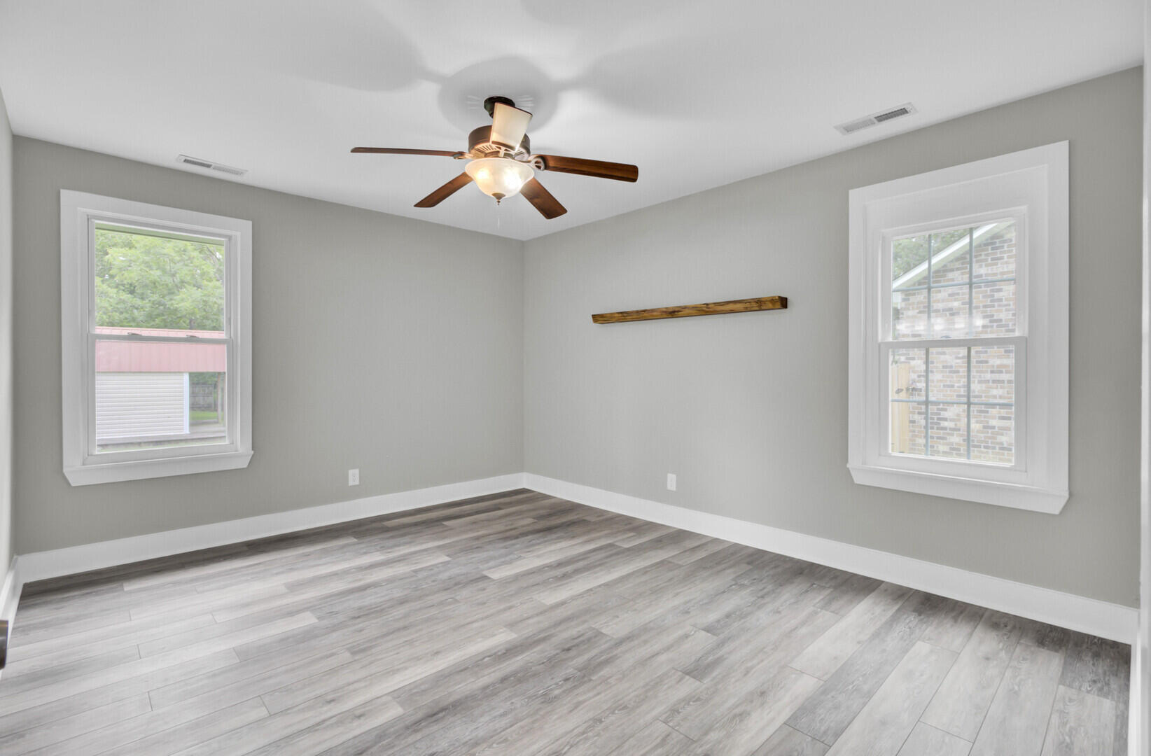 1012 Red Pines Road Ladson, SC 29456 - Photo 33 of 55 37 (2)