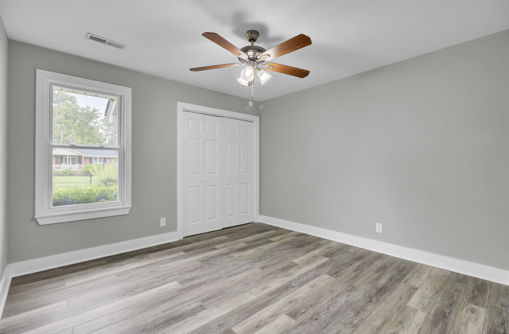 1012 Red Pines Road Ladson, SC 29456 - Photo 38 of 55 42 (2)