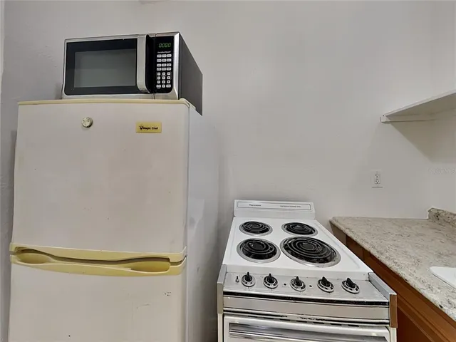 $800 | 1431 Seminola Boulevard, Unit 3, Casselberry, FL 32707