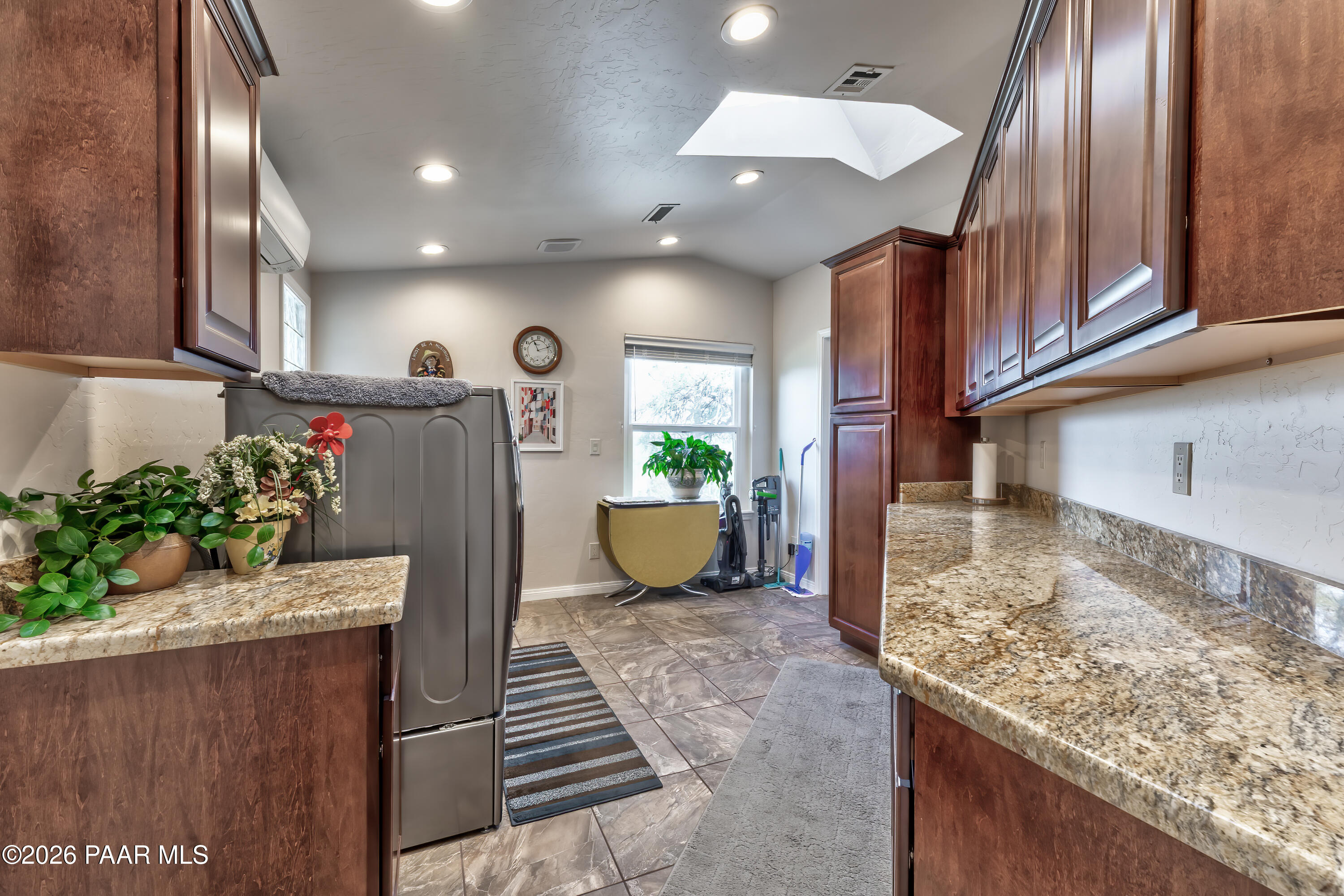 2405 North Williamson Valley Road Prescott, AZ 86305 - Photo 40 of 79 a view of a living room and a furniture