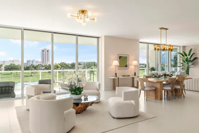 $6,936,000 | 220 Southeast Mizner Boulevard, Unit 223, Boca Raton, FL 33432