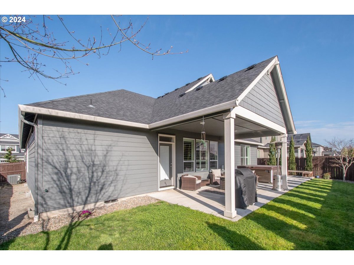 756 North 47th Avenue Ridgefield, WA 98642 - Photo 35 of 42 a view of outdoor space and yard