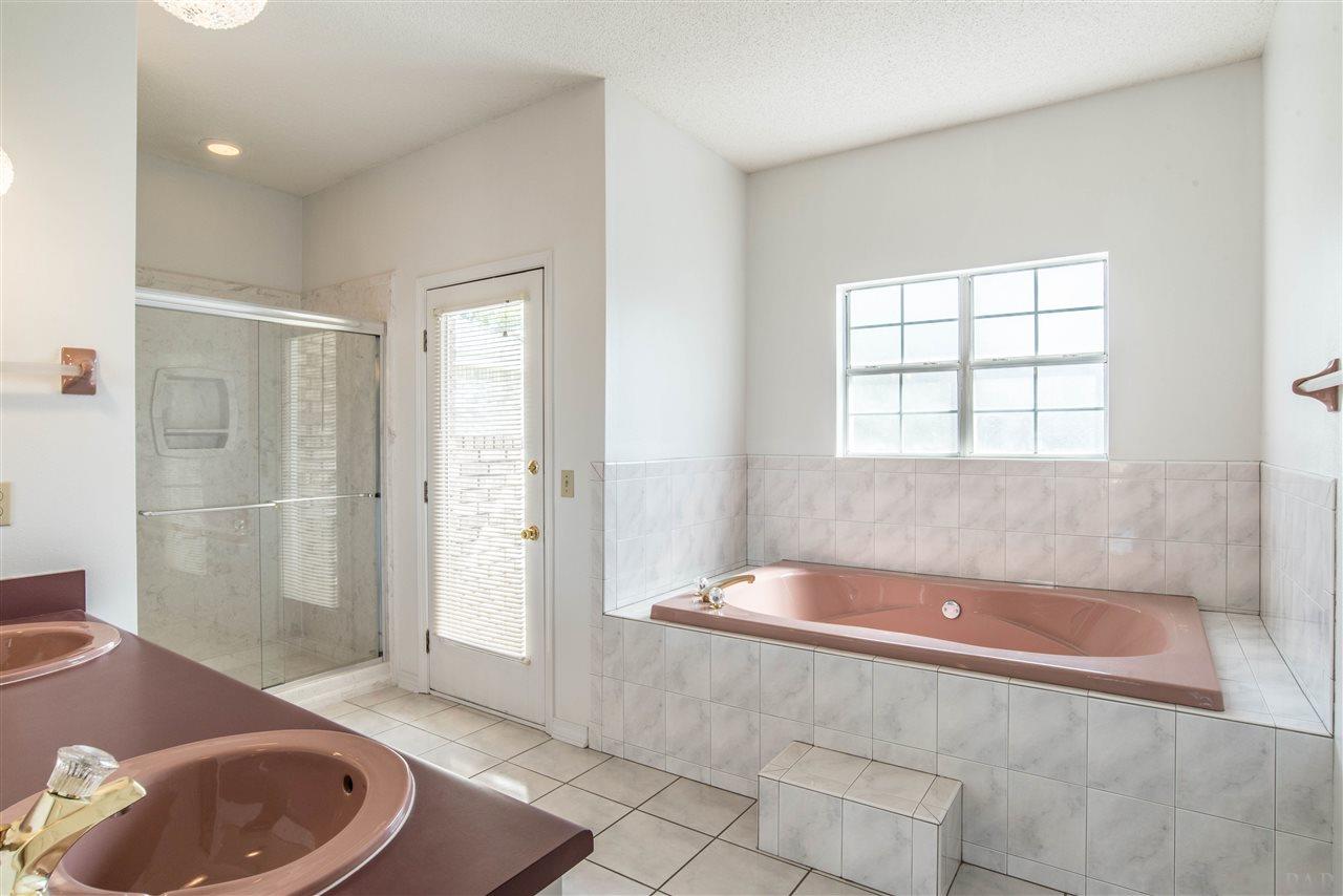 3288 Copper Ridge Circle Cantonment, FL 32533 - Photo 17 of 30 Gallery Image 17