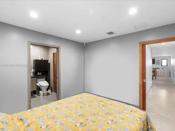 $795,000 | 8840 Southwest 50th Terrace, Miami, FL 33165