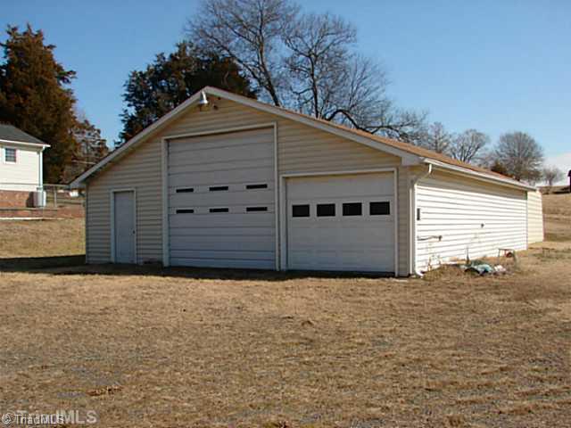 1163 Beauchamp Road Advance, NC 27006 - Photo 4 of 10 Exterior Front.